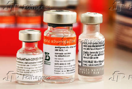 Frascos das vacinas contra a Covid-19