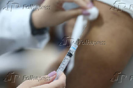 Vacinação contra a Covid na UBS Max Perlman, na zona sul de SP