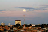 Vista da lua em Manaus